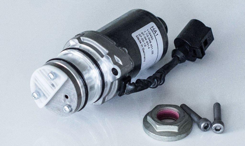 Land rover pumps